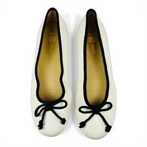 Onyx White Leather Ballet Flats Black Trim Bow Classic Round Toe EU 39